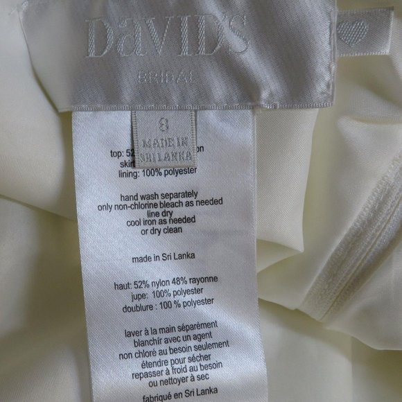 Short Lace Wedding Dress - Picture 5 of 6